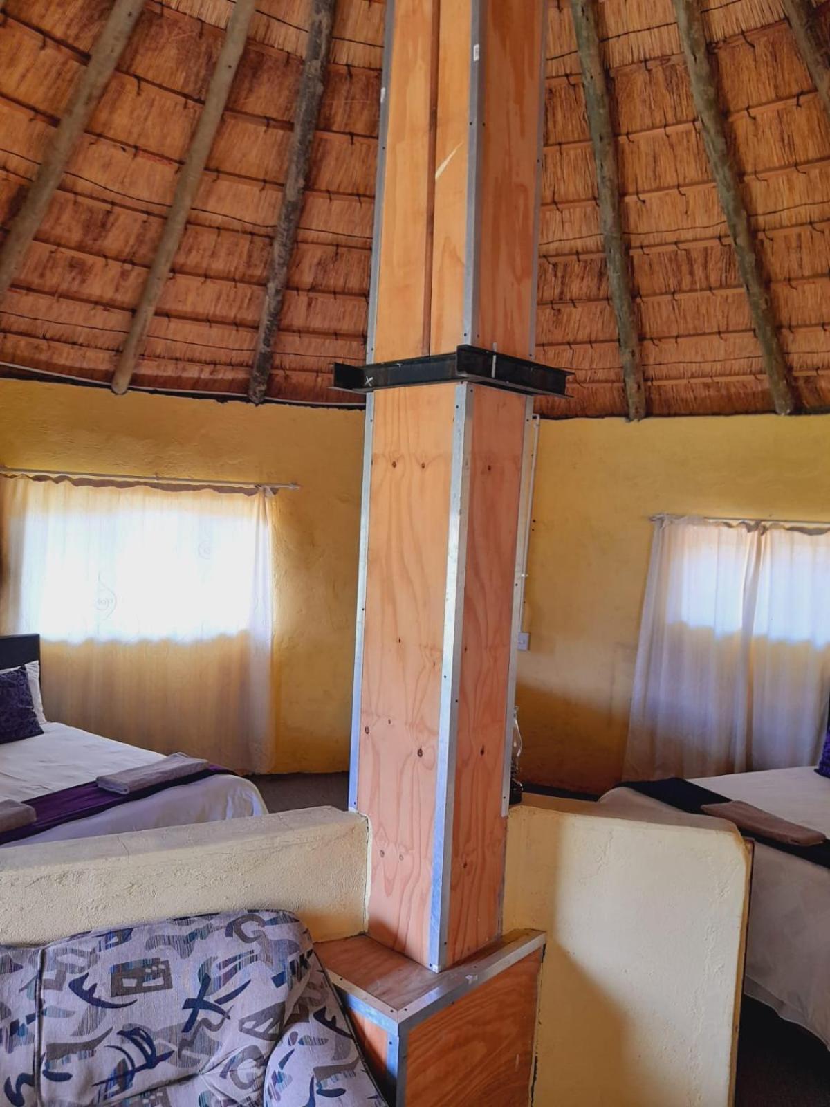 Sani Stone Lodge Mokhotlong Buitenkant foto